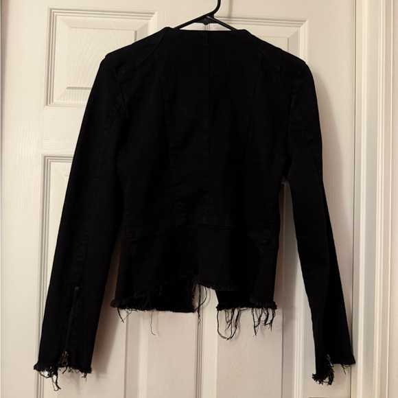 Fashion Nova distressed zipper jacket medium NWT - Picture 2 of 2
